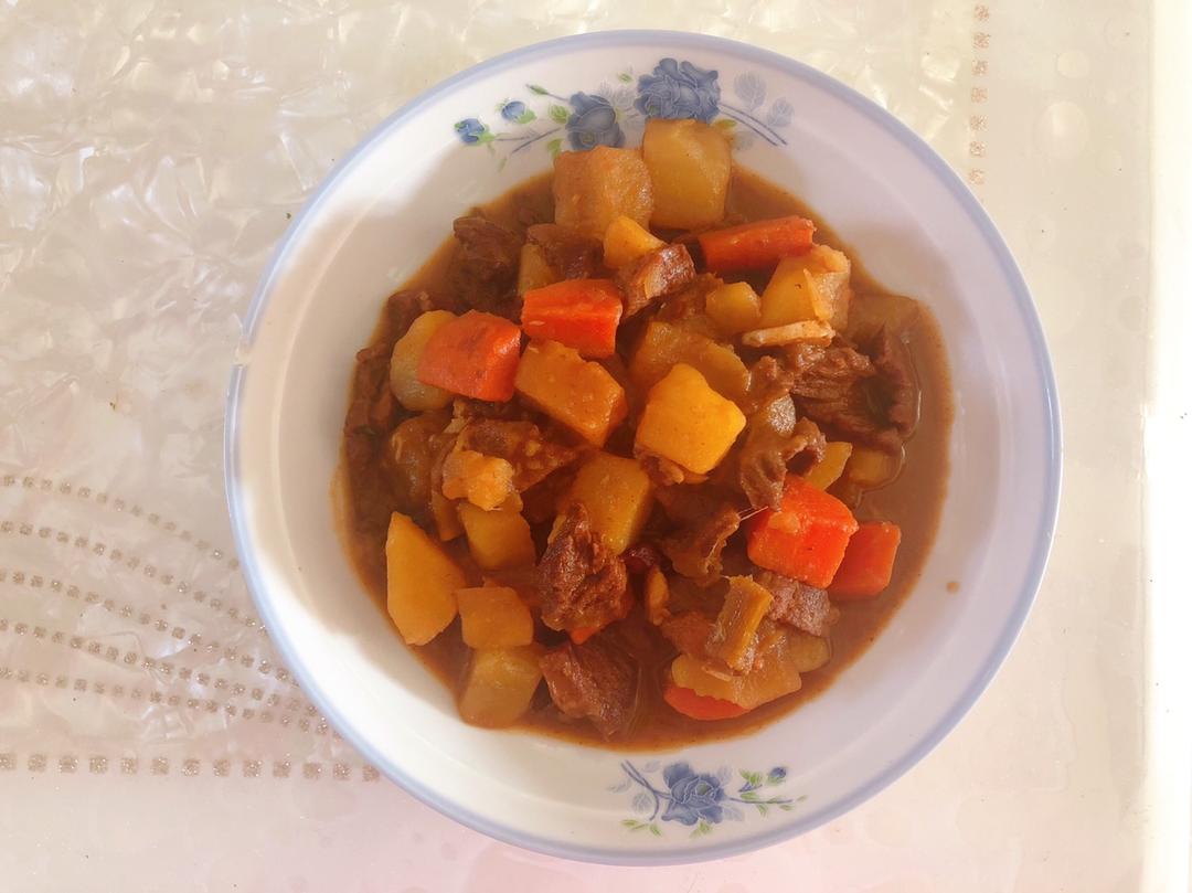 红烧牛肉土豆 （独家秘制）