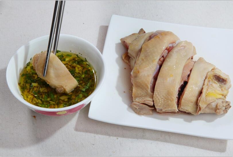 白斩鸡---自动烹饪锅版食谱的做法
