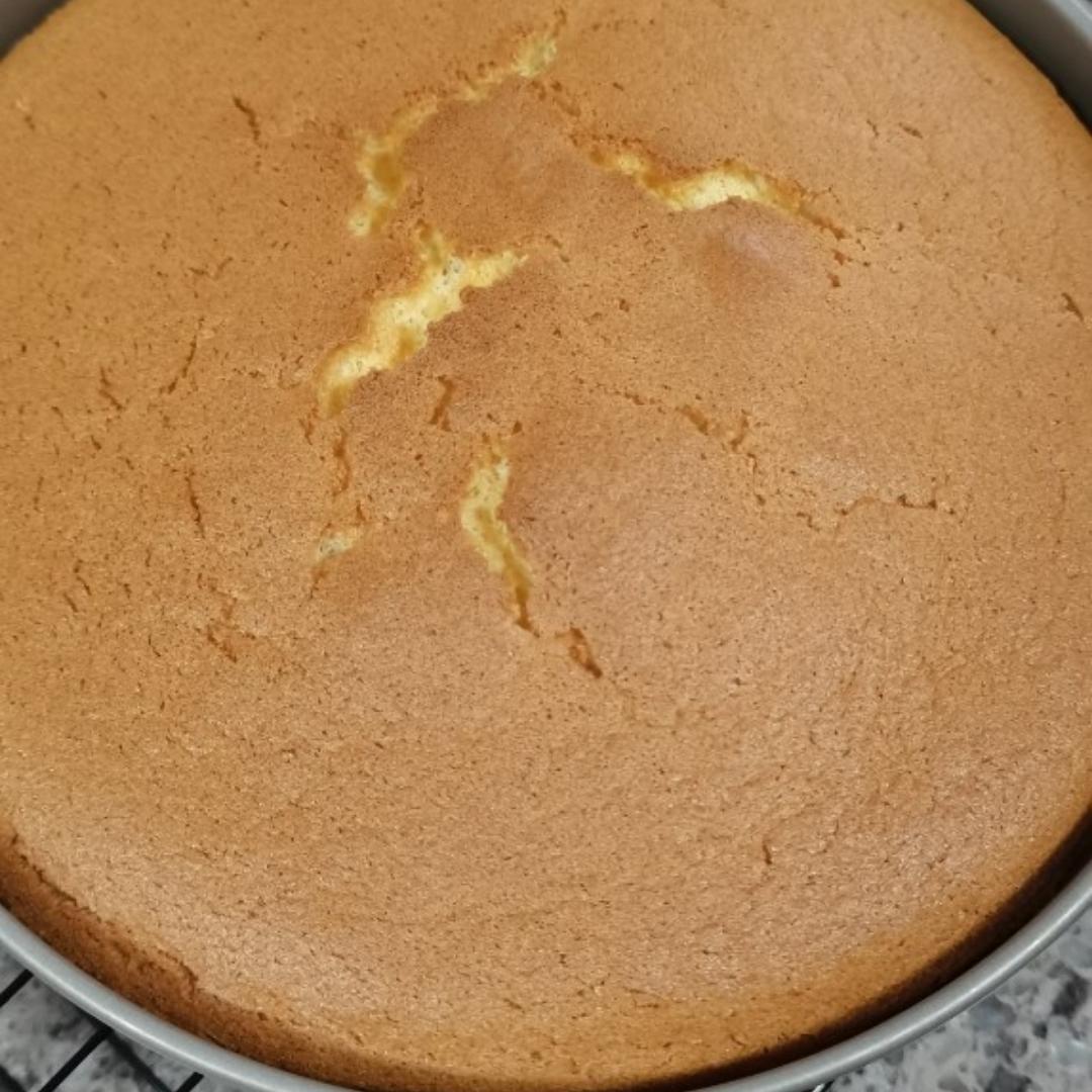 烤箱做蛋糕（戚风蛋糕的做法）