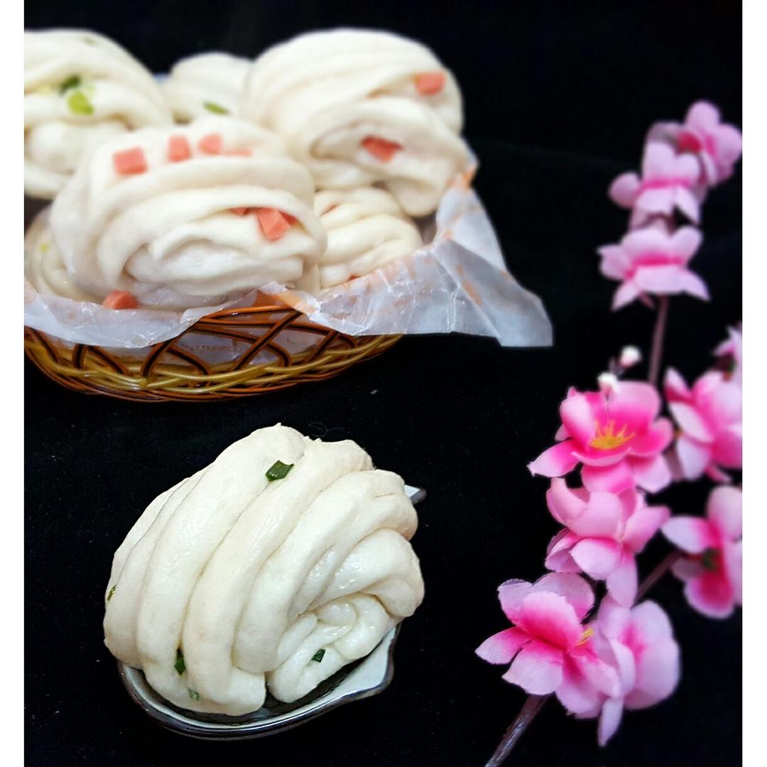 葱油花卷 Steamed Roll