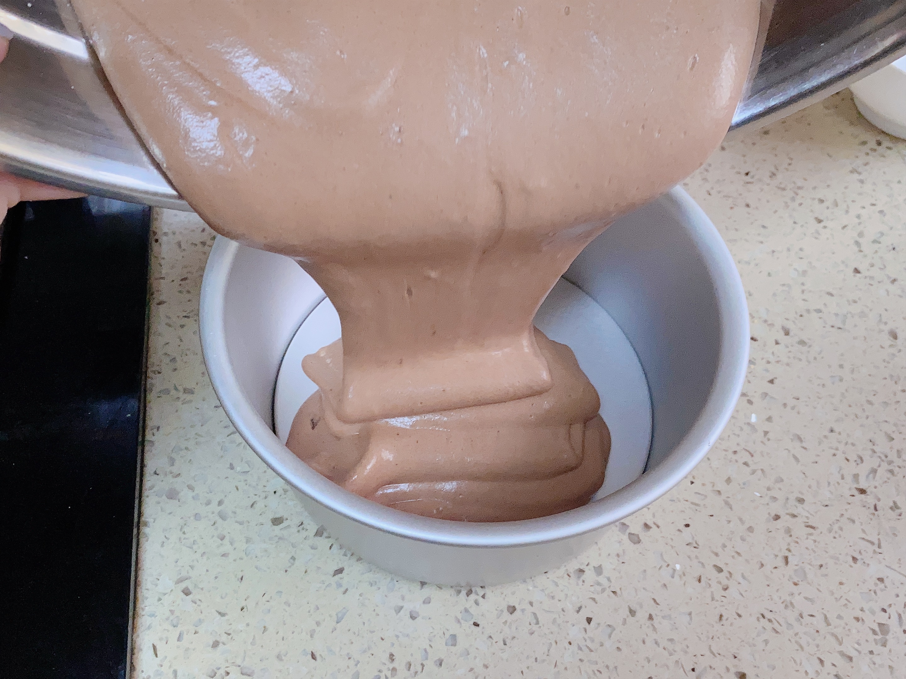 巧克力戚风蛋糕🍰（6寸）的做法 步骤17