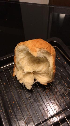 面包机版超松软面包的做法 步骤10