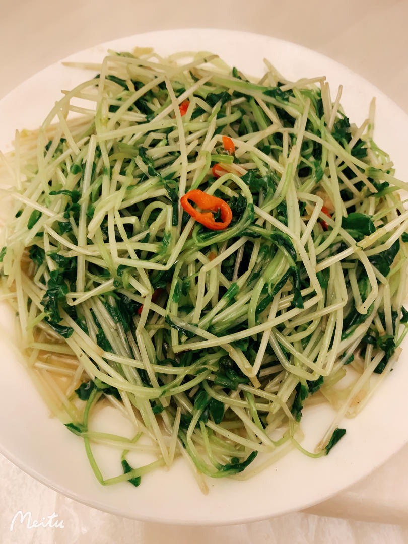 快手菜➠鸡汤豆苗