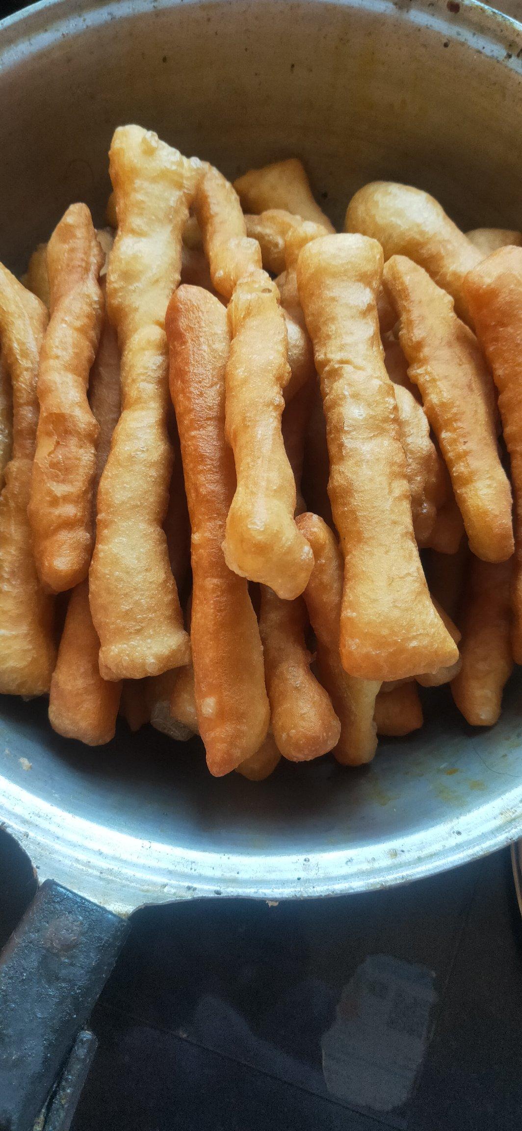 酥软小油条（早餐）