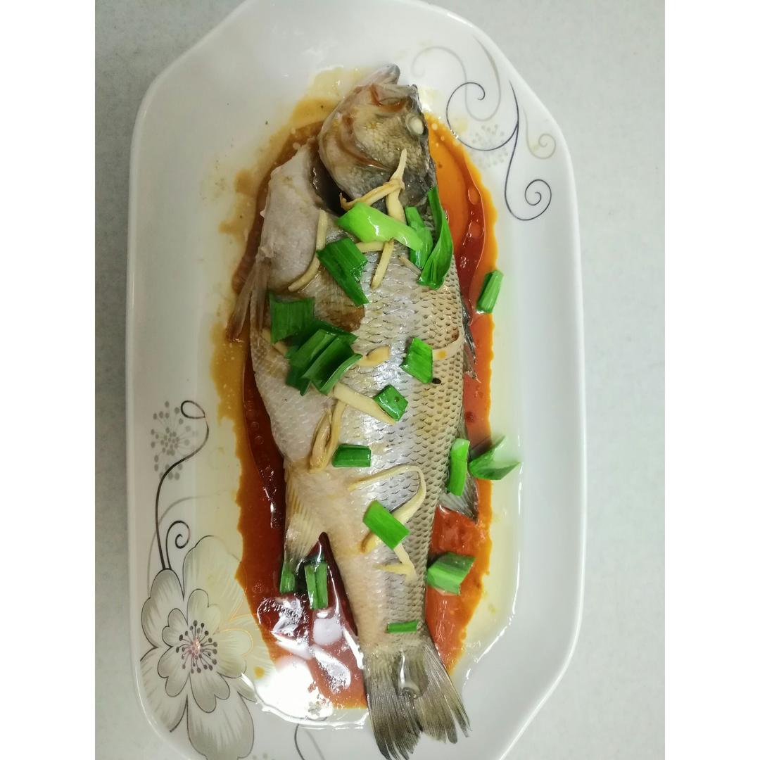 清蒸鲈鱼