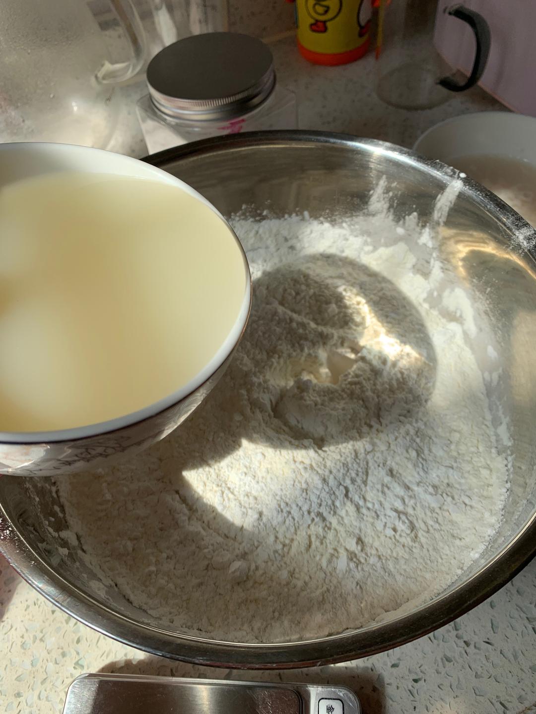 纯奶手撕吐司的做法 步骤1