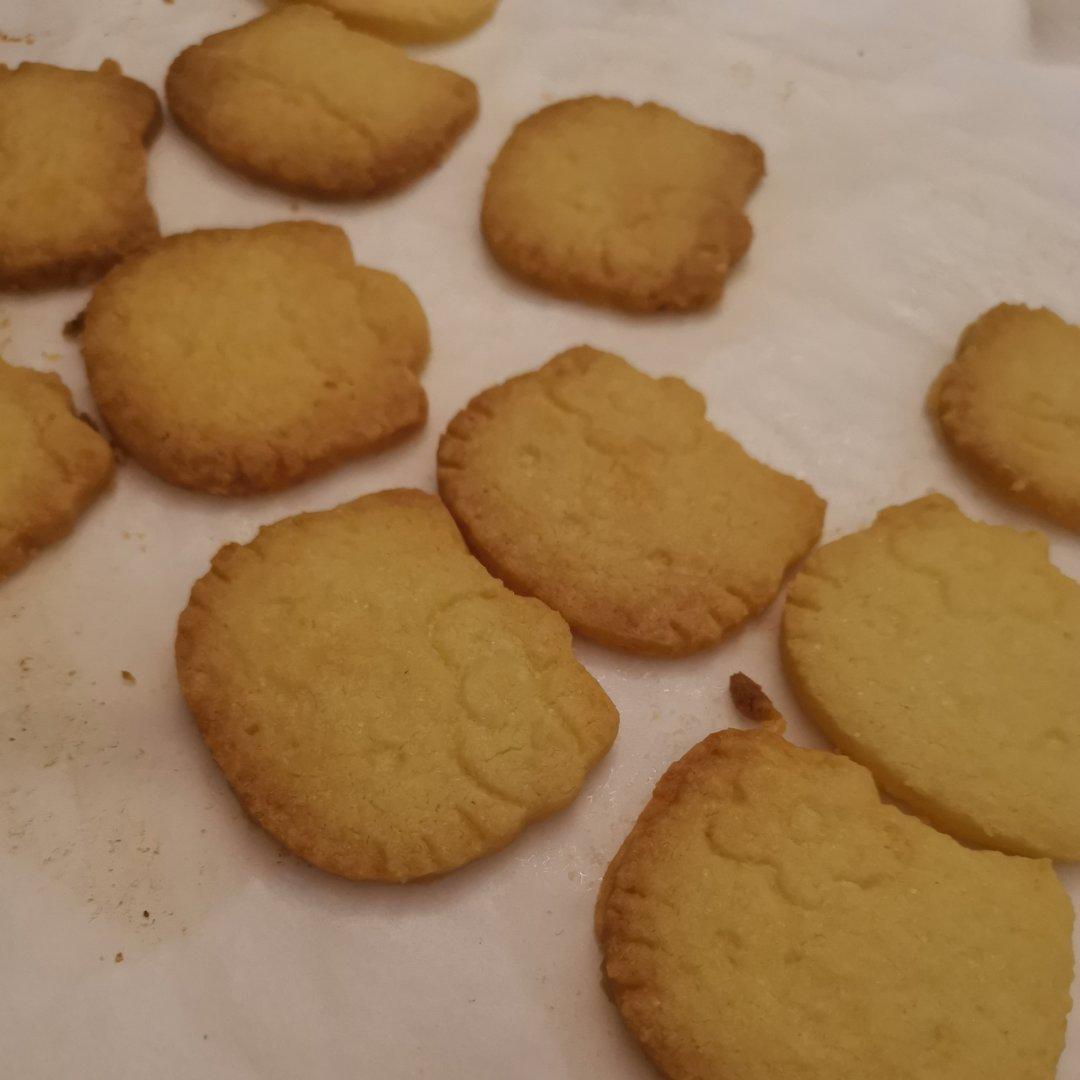 杏仁粉黄油饼干