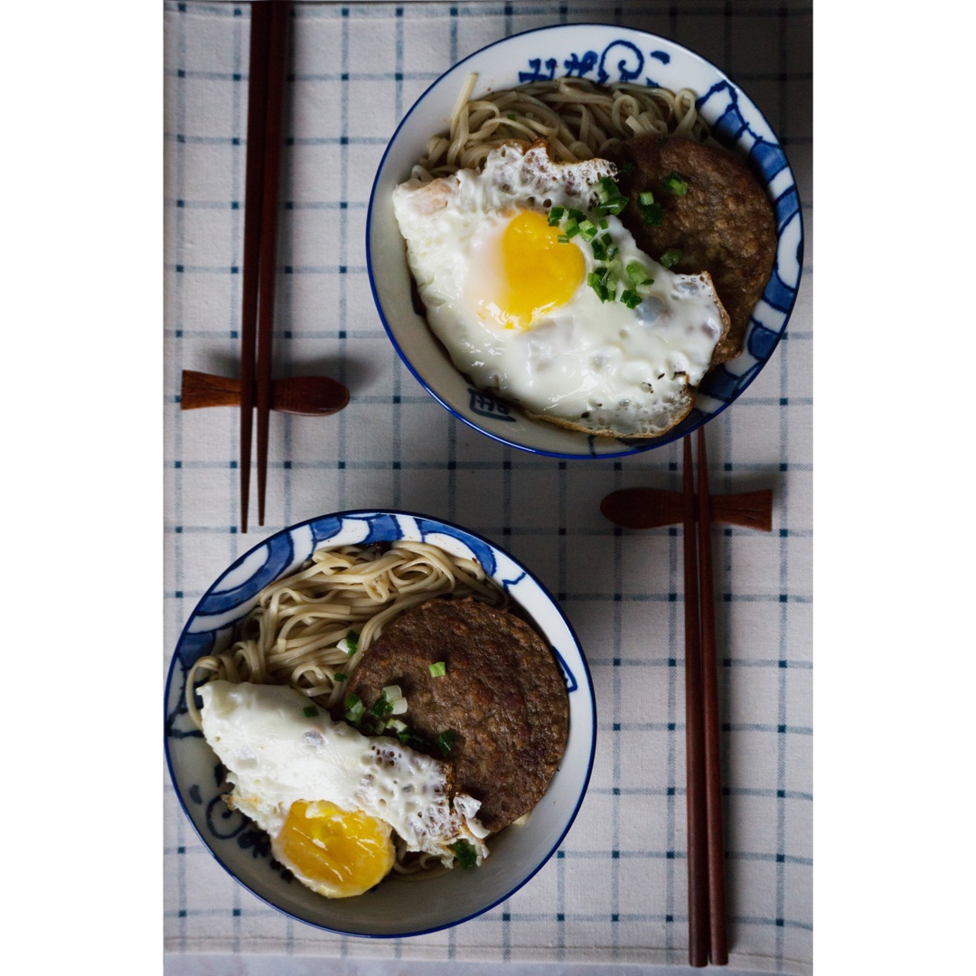 “Fat Cat Eat eat eat”