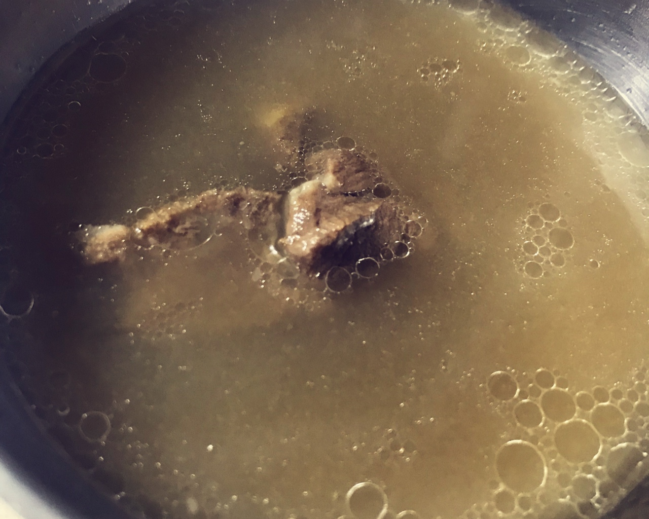 咸橄榄炖龙骨汤的做法