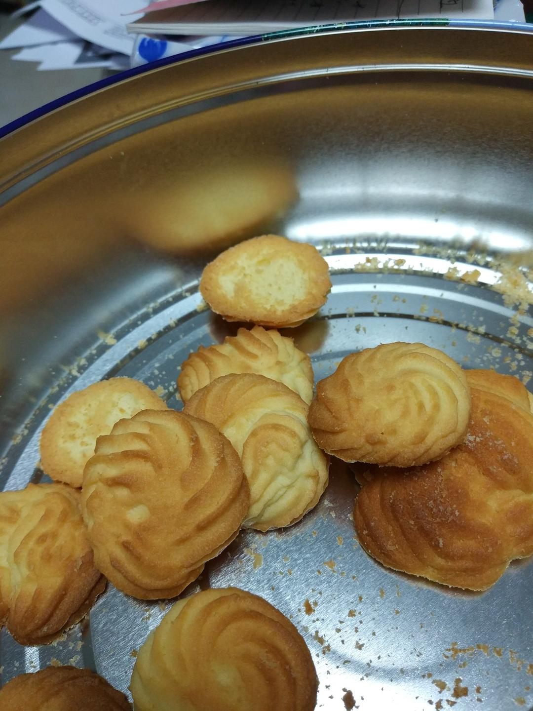 黄油曲奇-超级简单的制作方式