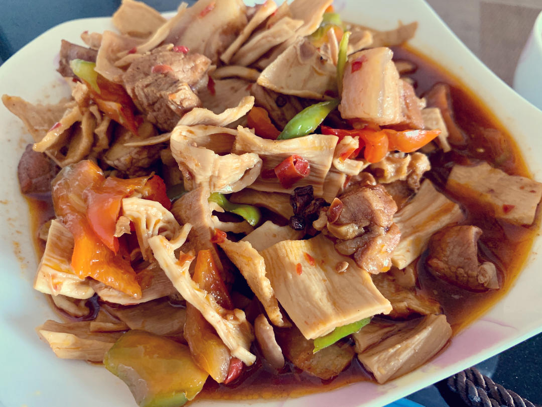 绝对下饭的笋干烧肉