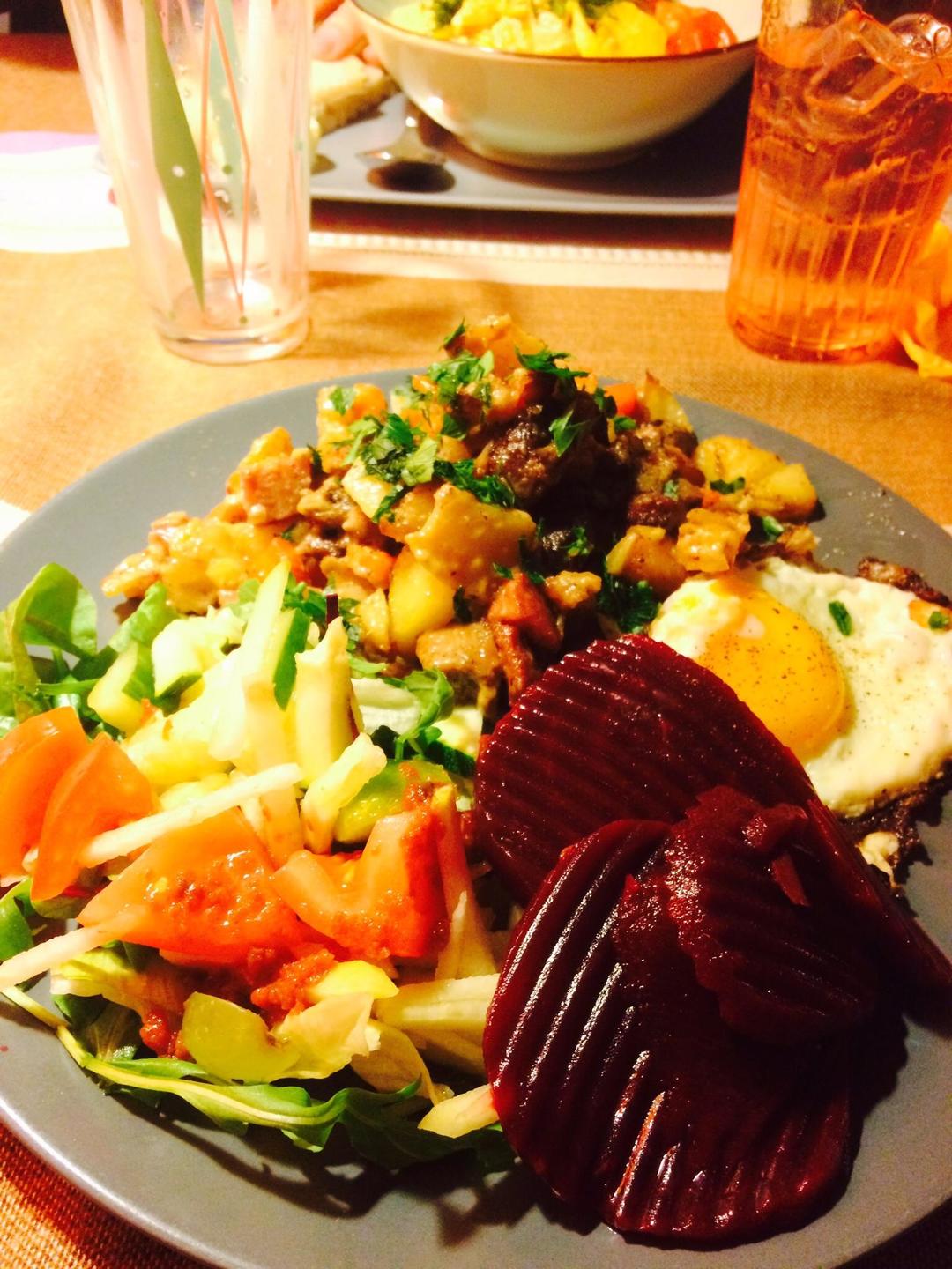 瑞典农家菜pyttipanna