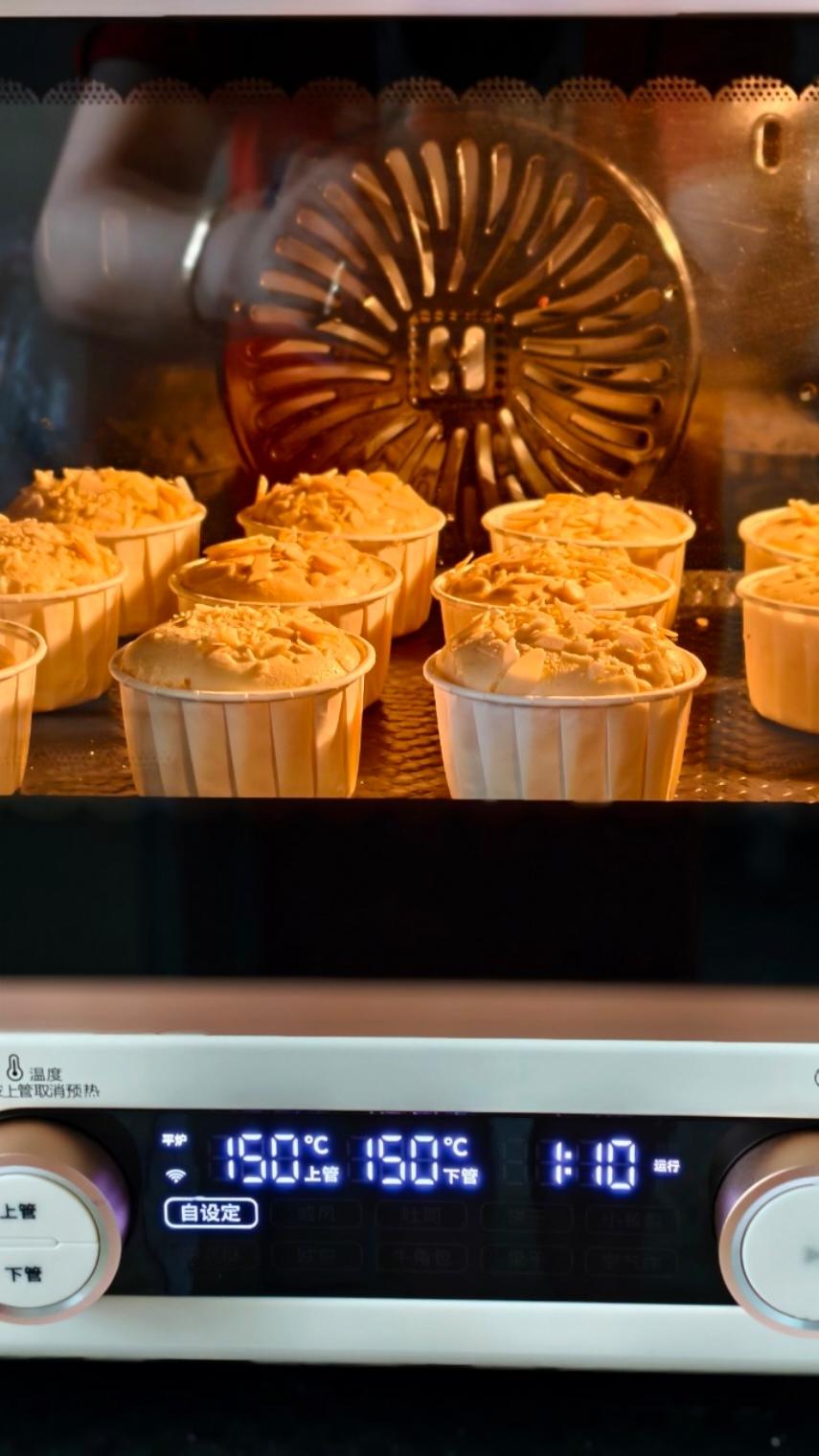 无水不塌不裂的～戚风纸杯蛋糕