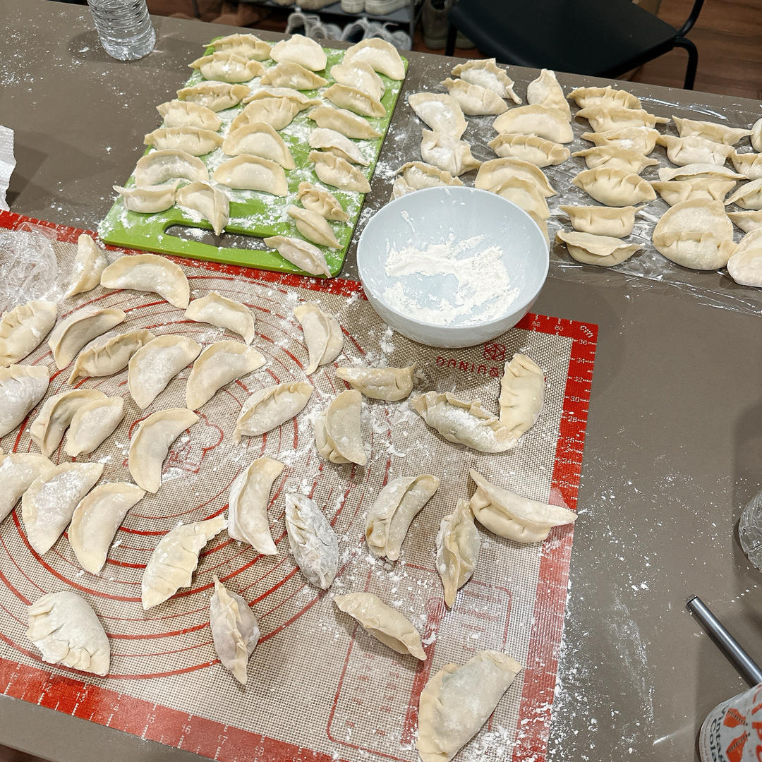 手工揉面三分钟，又韧又薄又好包的饺子皮