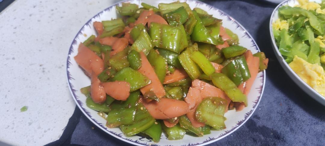 尖椒炒香肠