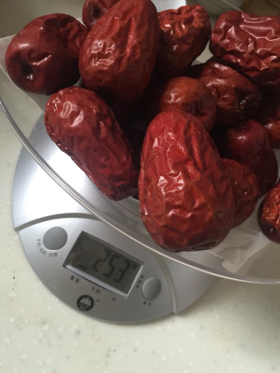 黑糖红枣枸杞姜母茶酱
