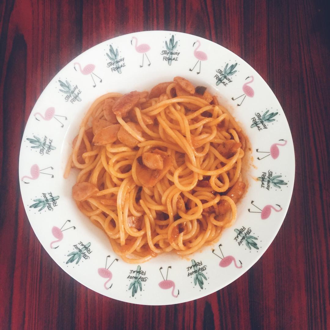 番茄肉酱意大利面