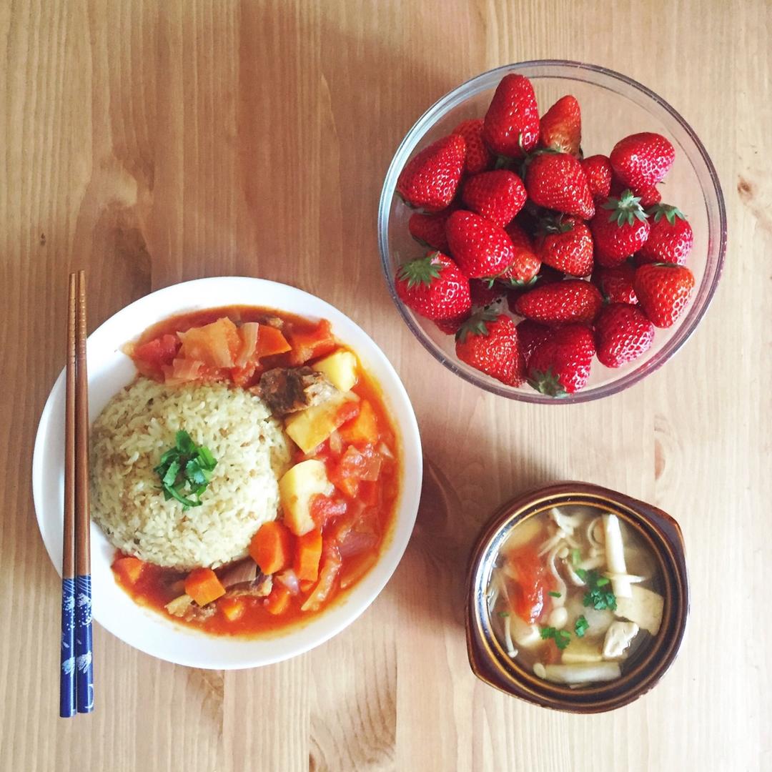 番茄土豆炖牛腩