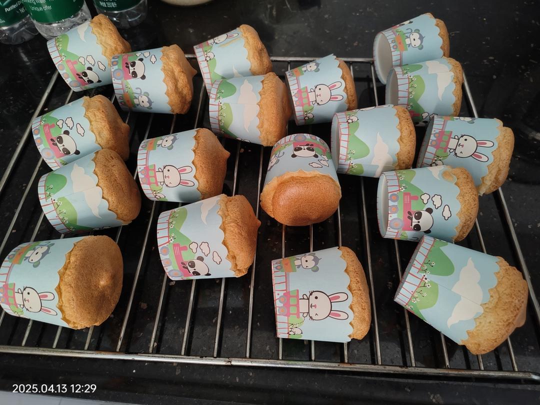 纸杯蛋糕 8寸戚风蛋糕的量