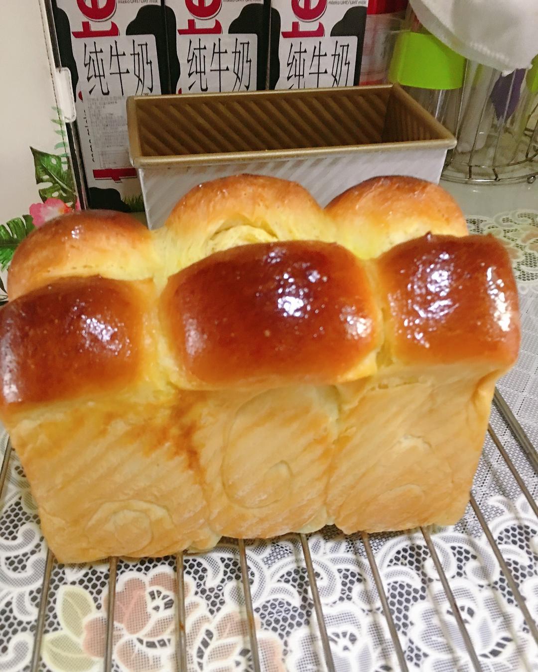 纯奶手撕吐司的做法 步骤1