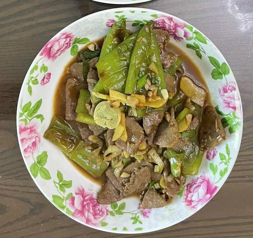 虎皮尖椒炒牛肉