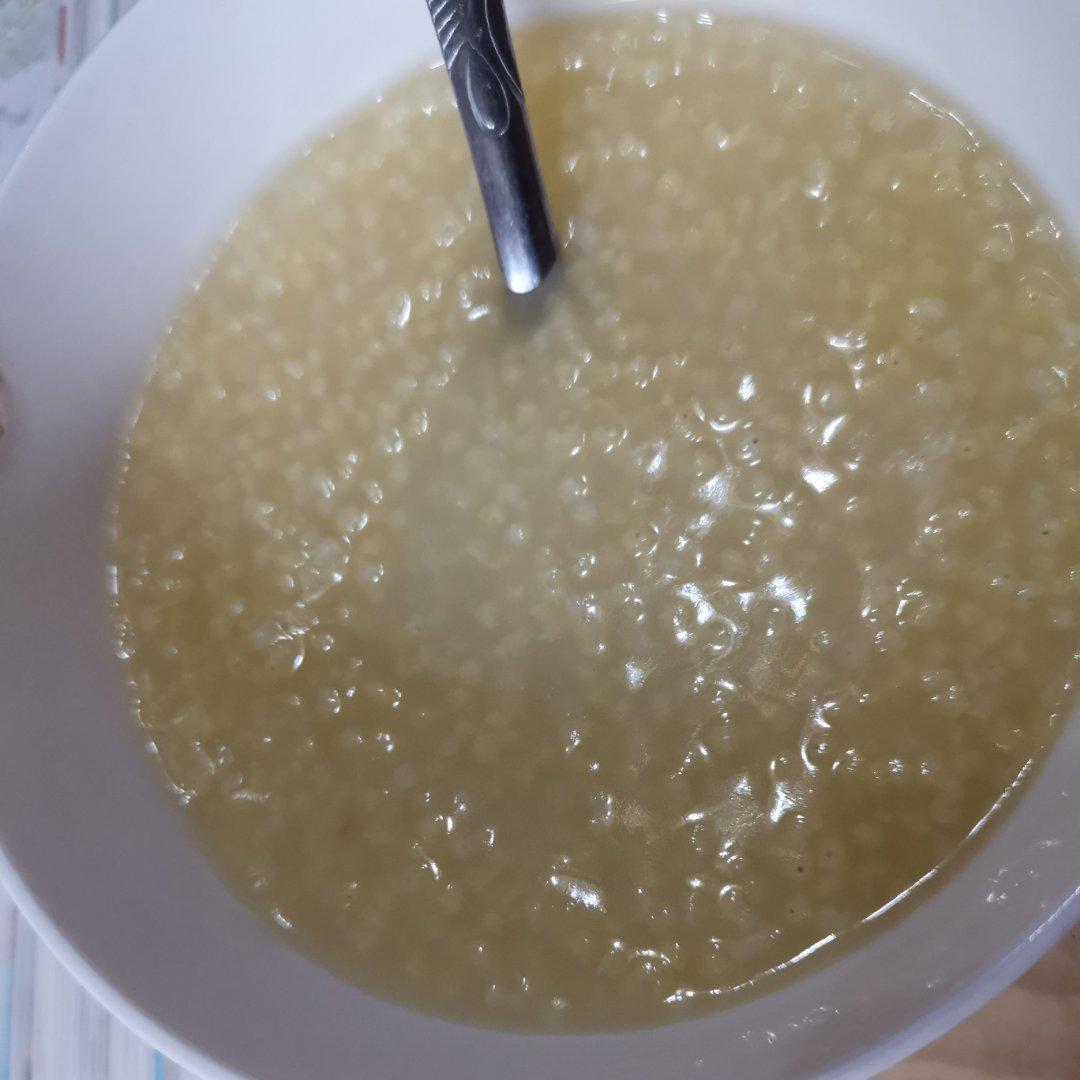 终于熬出一锅有厚厚米油的小米粥