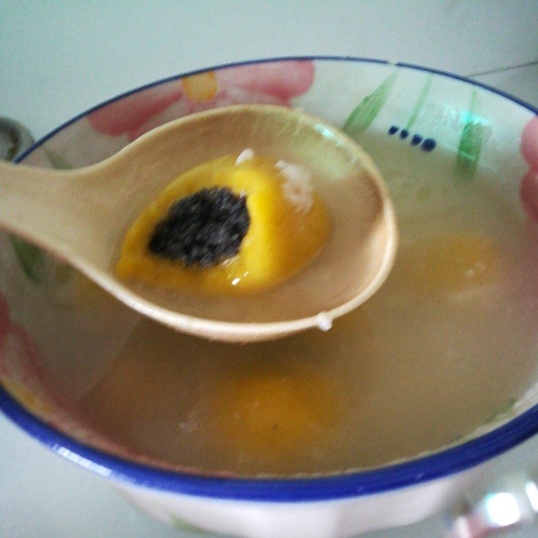 南瓜汤圆（黑芝麻馅）