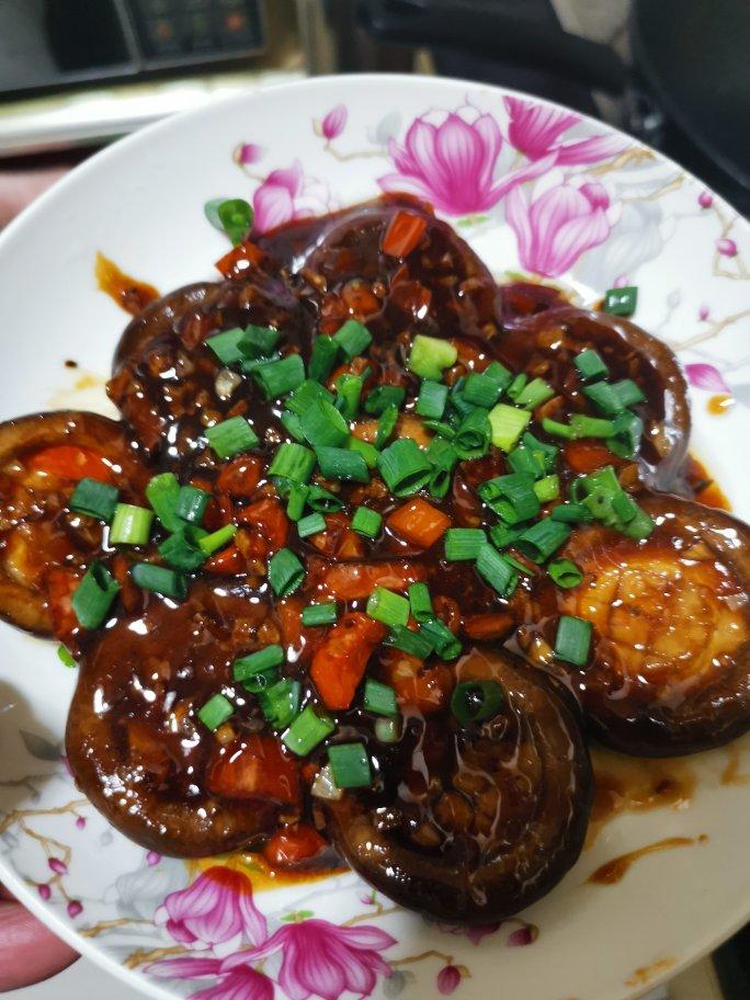 超级下饭的素鲍鱼～酱汁香菇，比肉还好吃