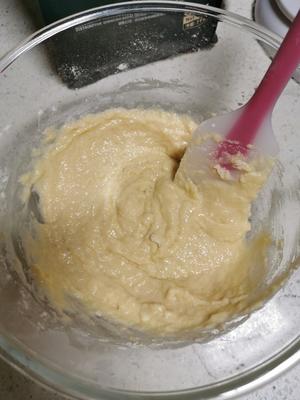 椰蓉软面包（汤种和面法）的做法 步骤6