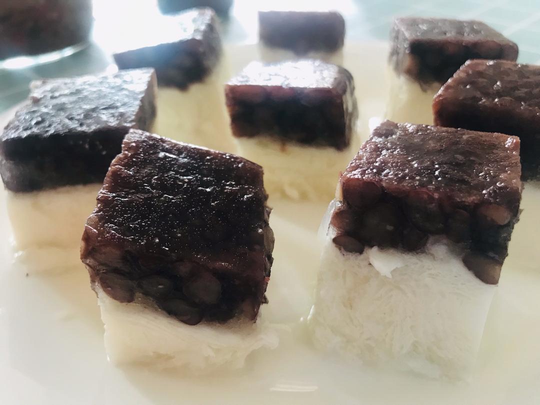 牛奶椰汁红豆糕