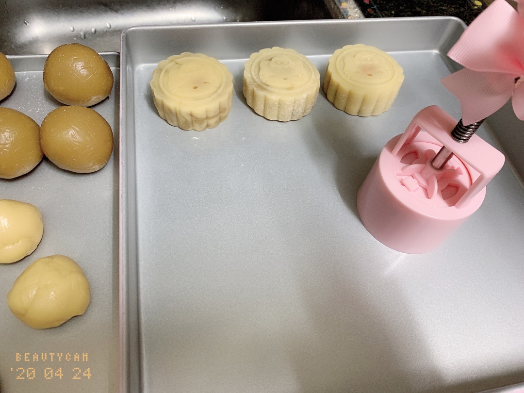 广式蛋黄月饼（75克、50克、各种规格都有）