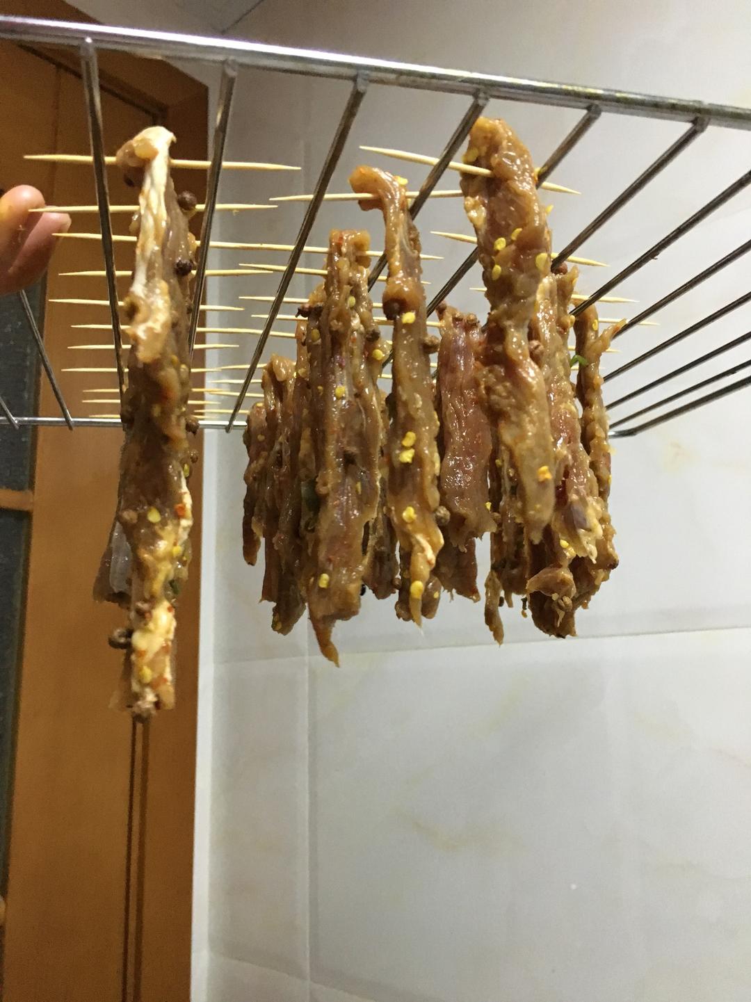 自制风干牛肉干(麻辣味)，好吃的停不下来的做法 步骤3