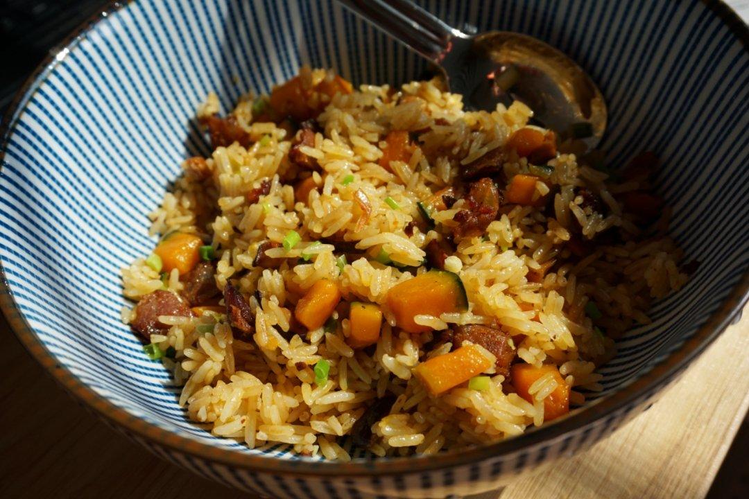 美味到不行的南瓜饭