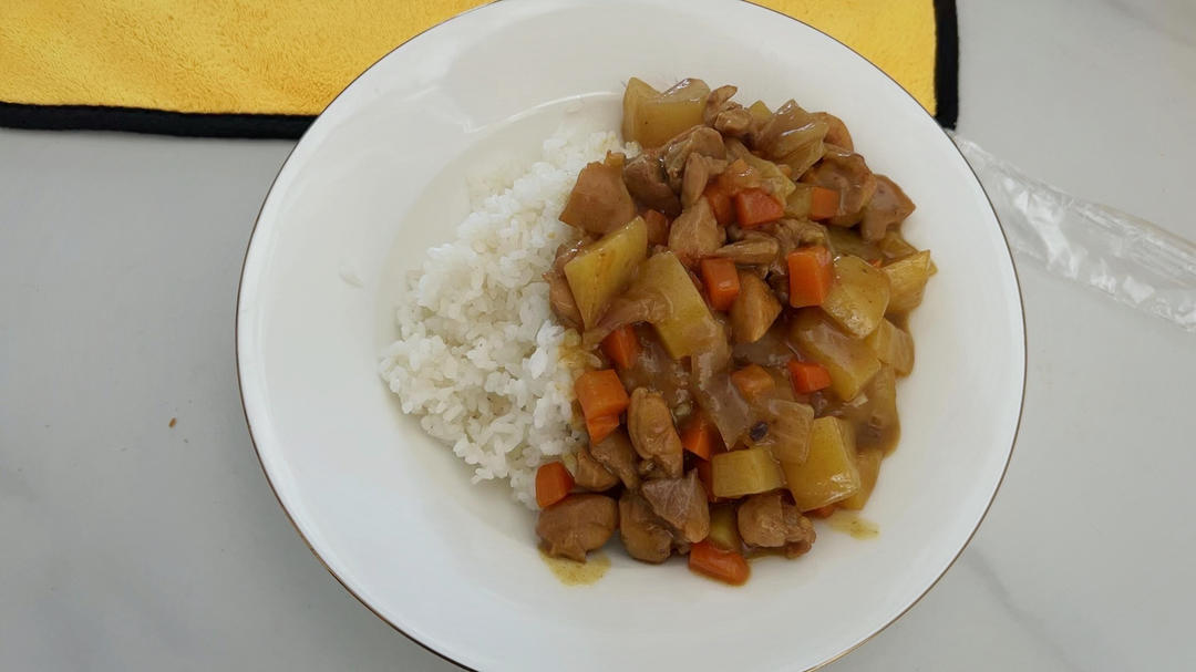 零失败日式咖喱鸡肉饭！！最正宗日本家庭做法！简单又好吃！