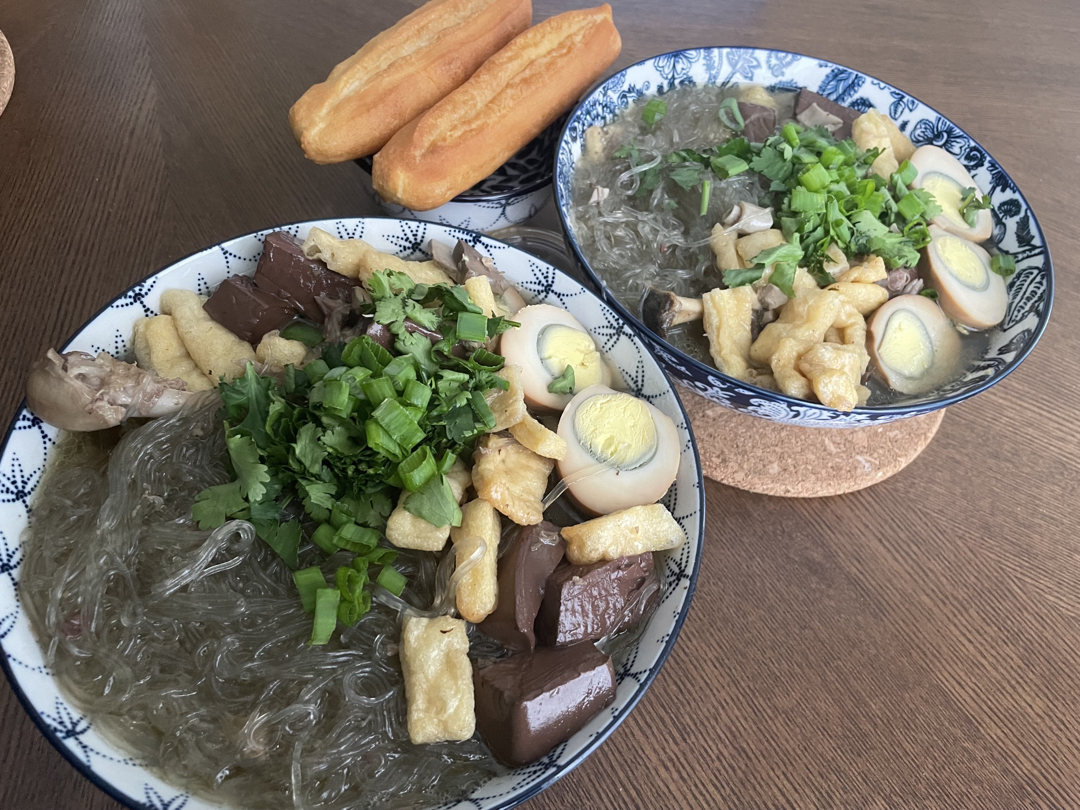 ㊙️家常版‼️鸭血粉丝汤‼️万古烧日式土锅