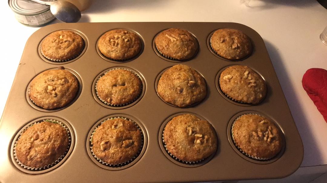 《Tinrry+》健康快手的香蕉核桃蛋糕