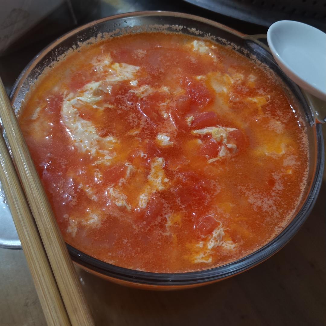 做法简单味道却不简单的西红柿鸡蛋汤 口味浓郁 零失败 每次都光盘