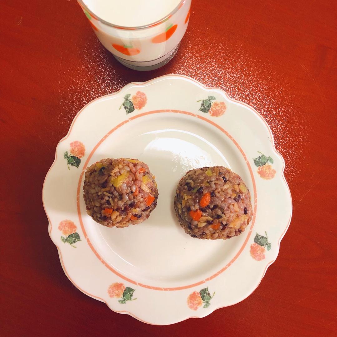 不用捏的饭团(おにぎらず)