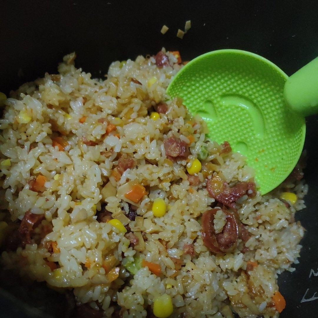 香菇腊肉饭