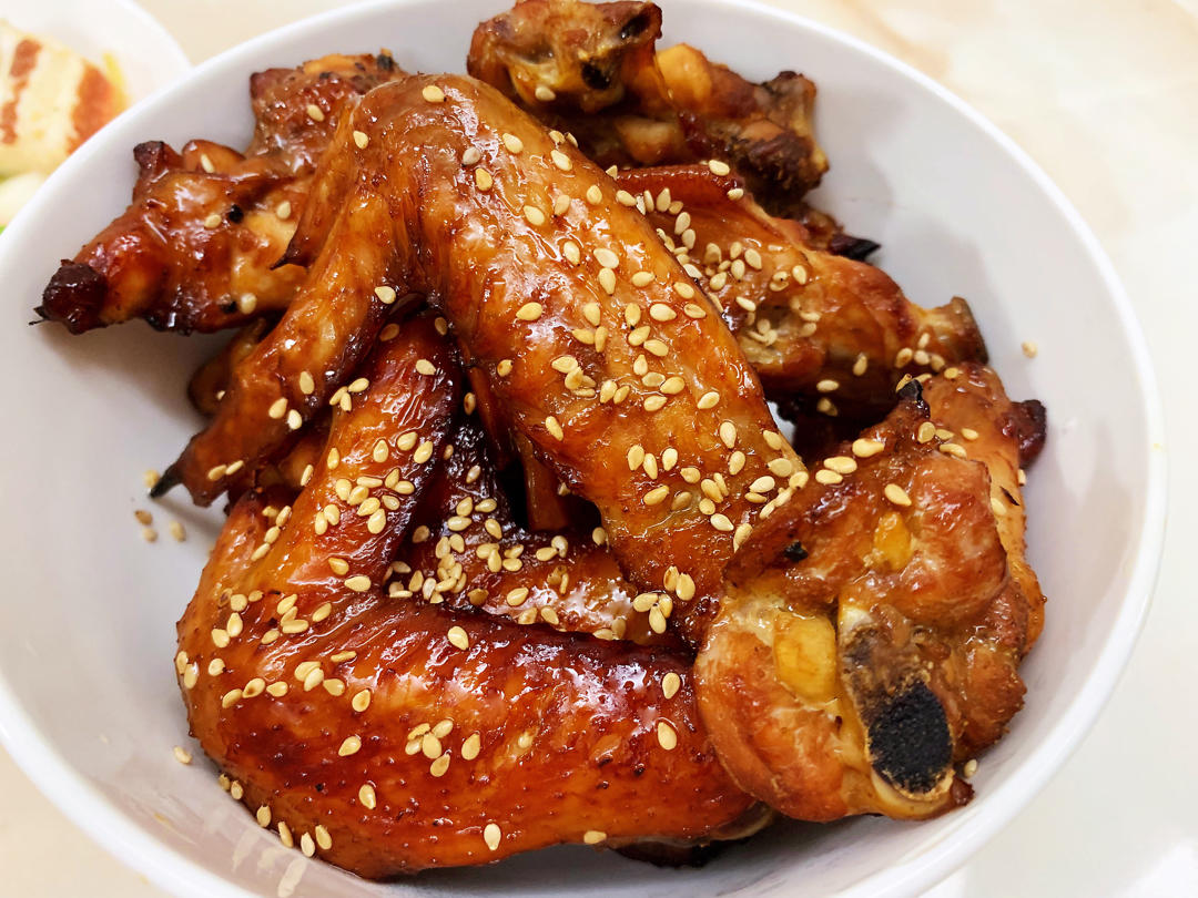 蒜香烤鸡翅｜又香又嫩