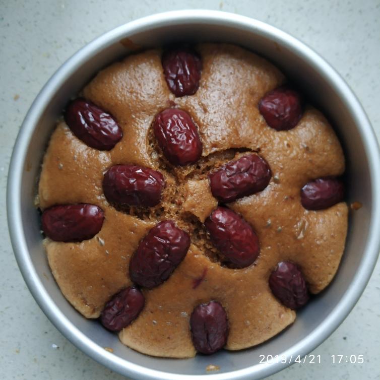 宝宝辅食:黑糖红枣发糕