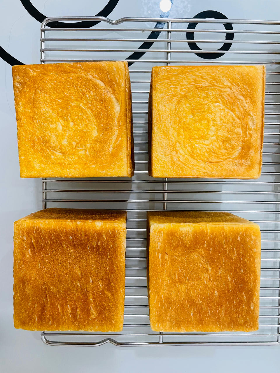 温柔咸香--奶盐小吐司