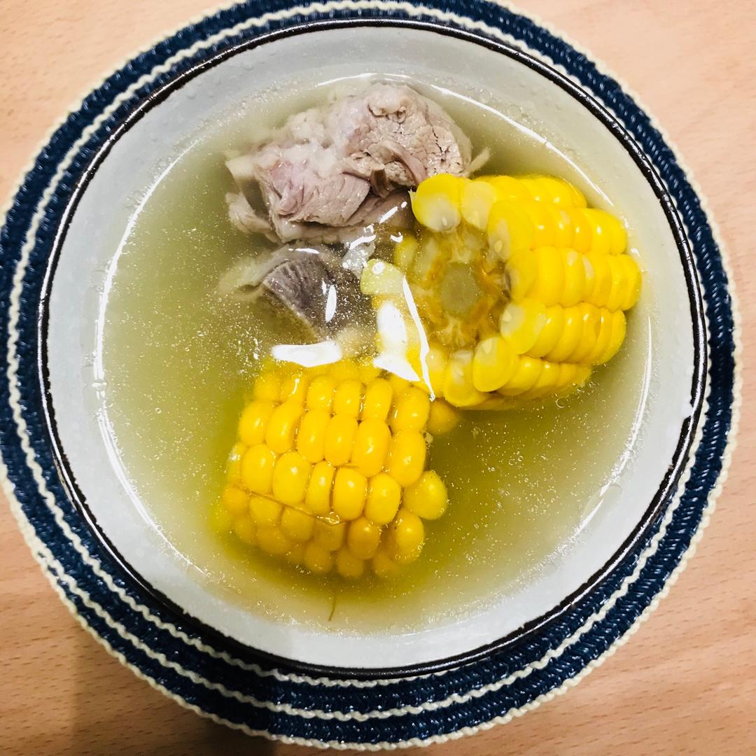 莲藕玉米排骨汤