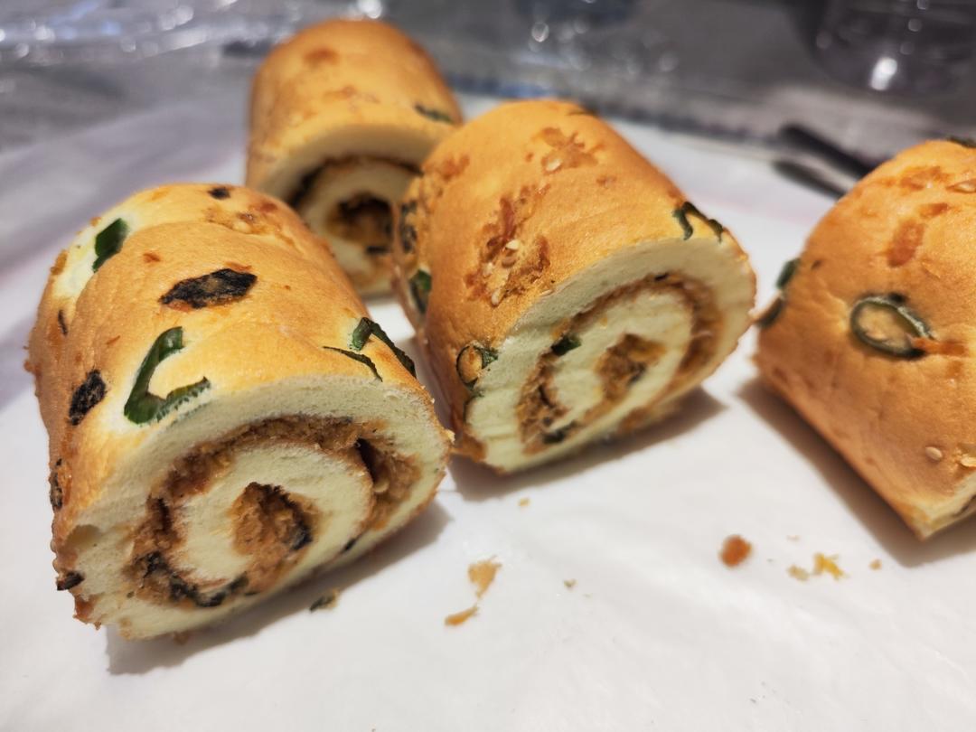 美味肉松卷-简单不开裂，零失误的蛋糕卷