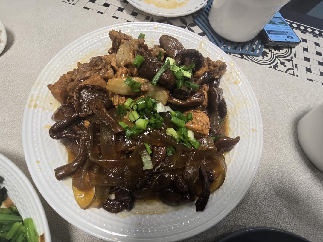 小鸡蘑菇炖粉条