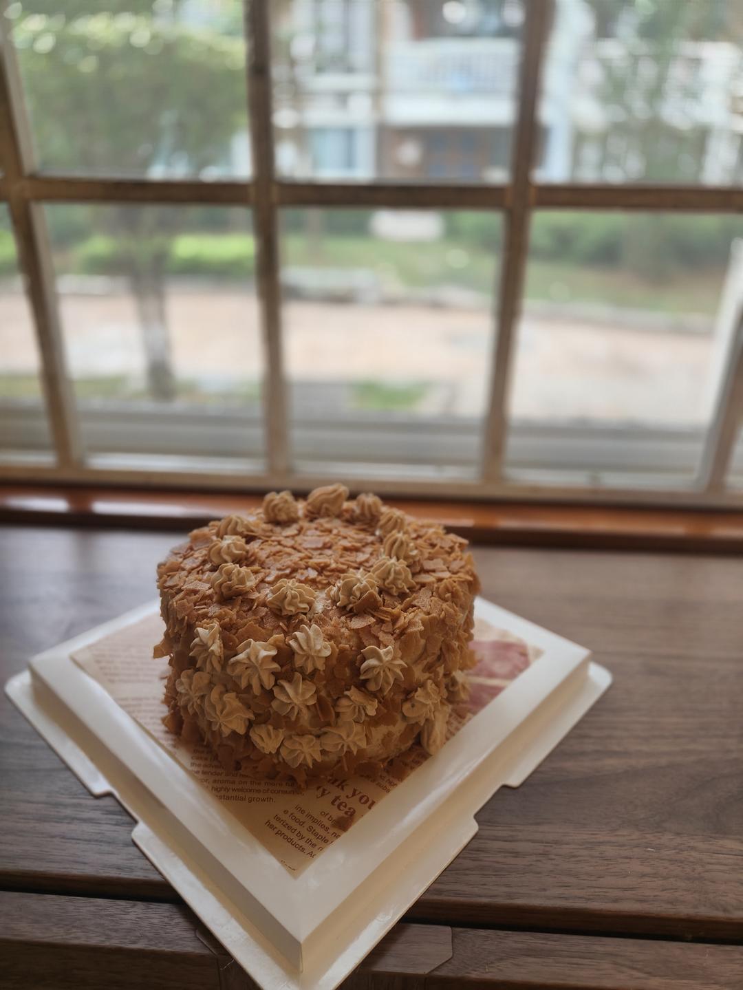 6寸咖啡戚风+咖啡奶油➕咖啡奶冻