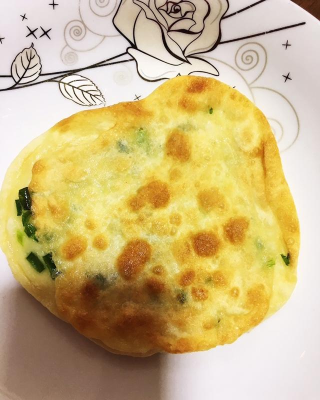 饺子皮葱油饼