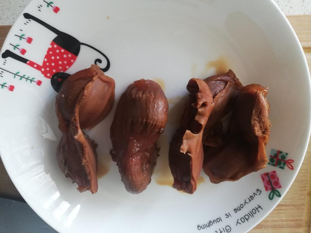 五香卤鸭胗
