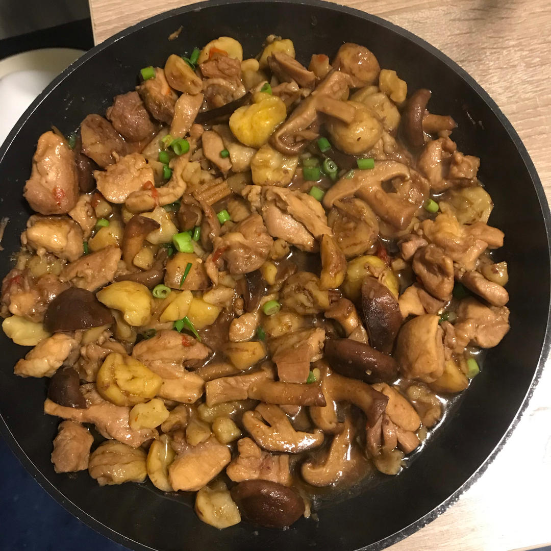 【栗子烧鸡】鸡肉都给你吃，栗子归我~