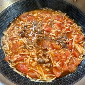 零难度浓郁番茄肥牛汤的做法 步骤4